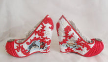 Cargar imagen en el visor de la galería, John Tenniel's Classic 1865 Alice In Wonderland Lace Fabric Flower Custom Heel Ribbon Red Shoe Size 3 4 5 6 7 8 Wedding Bridal Wedge Women