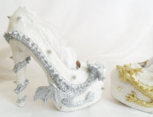 Carica l'immagine nel visualizzatore di Gallery, Metallic Dragon Spike Heels Style 1 Custom Hand Sculpt Paint Silver Gold Shoe Size 3 4 5 6 7 8 High Platform Gothic Goth Punk Rockabilly