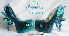 Carica l'immagine nel visualizzatore di Gallery, The Aquarius Kraken Heels Custom Hand Sculpt Paint Shoe Size 3 4 5 6 7 8 High Wedge Sea Abyss Creature Monster Mythical Octopus Squid