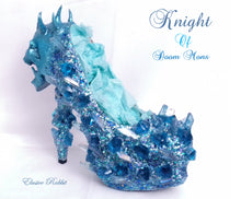Cargar imagen en el visor de la galería, Knight of Doom Mons Heels Blue crystal Quartz Diamond Custom Hand Sculpt Kraken Shoe Size 3 4 5 6 7 8 Glitter Fantasy Bridal Wedding