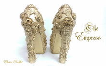 Lade das Bild in den Galerie-Viewer, The Empress Heels Gold Metallic Baroque Damask Elegant Wedding Bridal Custom Hand Sculpt Paint Shoe Size 3 4 5 6 7 8 High Wedge Octopus