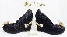Cargar imagen en el visor de la galería, Dark Eros Dragon Heels Gold Heart Spikes Custom Sculpt Shoe Kraken heel Size 3 4 5 6 7 8 Wedge Fantasy Mythical Bridal Wedding Alternative