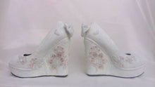 Cargar imagen en el visor de la galería, Lace Supreme Bridal White Iridescent Chunky Glitter Wedding Custom Personalized Women Peep Toe Shoe Heel Size 3 4 5 6 7 8 Holographic