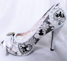 Cargar imagen en el visor de la galería, John Tenniel's Classic 1865 Alice In Wonderland Lace Fabric Custom Heel Ribbon White Black Shoe Flat Size 3 4 5 6 7 8 Wedding Bridal Heel UK