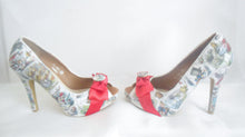 Cargar imagen en el visor de la galería, John Tenniel's Classic 1865 Alice In Wonderland Decoupage Custom Peep Toe Women Glitter Handmade Shoe High Heel Size 3 4 5 6 7 8 Platform