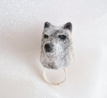 Cargar imagen en el visor de la galería, Wolf Head Faux Fur Ring Custom Hand Sculpt Paint Winter Silver Adjustable Mens Womens Unisex Jewelry Octopus Kraken inspired