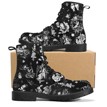 Cargar imagen en el visor de la galería, Gothic Mad Black & White Alice