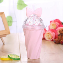 Lade das Bild in den Galerie-Viewer, 400ML Lovely Straw Cup Cold Drink Cup Plastic With Bow Lid Straw Cup Bottle High Quality Home Office School Gift Drinkware #A