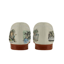 Załaduj obraz do przeglądarki galerii, Ivory Off White Cream Alice in Wonderland Flats
