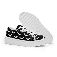 Cargar imagen en el visor de la galería, Black &amp; White Bat Canvas Trainers
