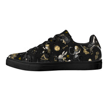 Lade das Bild in den Galerie-Viewer, Allure Alice in Wonderland Trainers Full Black
