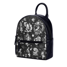 Cargar imagen en el visor de la galería, Gothic Mad Alice Back Pack
