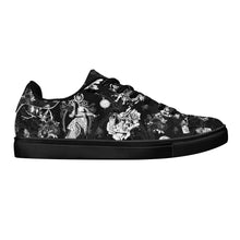 Charger l&#39;image dans la galerie, Gothic Mad Alice Trainers
