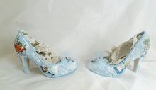 Lade das Bild in den Galerie-Viewer, John Tenniel&#39;s Classic 1865 Alice In Wonderland Lace Fabric Custom Heel Ribbon Blue Shoe Flat Size 3 4 5 6 7 8 Wedding Bridal Heel UK Women
