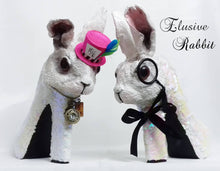Carica l&#39;immagine nel visualizzatore di Gallery, Elusive Rabbit Heels White Pink Mad hatter Sequin Reversible Custom Hand Sculpt Kraken Shoe Size 3 4 5 6 7 8  Mythical Bridal Wedding bunny
