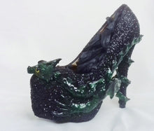Charger l&#39;image dans la galerie, Emerald Dragon Heels Custom Sculpt Paint Kraken Green Black Octopus Shoe Size 3 4 5 6 7 8  High Platform goth gothic fashion rockabilly punk
