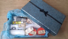 Załaduj obraz do przeglądarki galerii, DIY Bride Lace Glitter Heels Make your Own Starter Kit Shoes Wedding Christmas Custom Gift Set Box Keepsake Favour Bridesmaid Budget Goth
