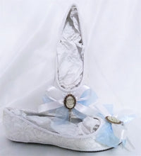 Cargar imagen en el visor de la galería, Alice in Wonderland White Silver Charm Blue Lace Custom Dolly Ribbon Shoe Flat Wedding Bridal Vintage Brooch Size 3 4 5 6 7 8 Wedge Heel
