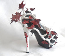 Załaduj obraz do przeglądarki galerii, Women Weeping Heart Tree Custom Hand Sculpt Paint Tree Branch Leaves Red Black Shoe Heel Size 3 4 5 6 7 8  High Heels Platform Kraken UK
