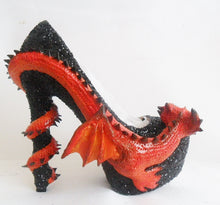 Cargar imagen en el visor de la galería, Lava Dragon Heels Scales Custom Hand Sculpt Paint Red Black Shoe Size 3 4 5 6 7 8  High Platform Monster Kraken octopus Wings Winged elusive

