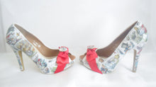 Cargar imagen en el visor de la galería, John Tenniel&#39;s Classic 1865 Alice In Wonderland Decoupage Custom Peep Toe Women Glitter Handmade Shoe High Heel Size 3 4 5 6 7 8 Platform
