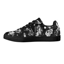 Charger l&#39;image dans la galerie, Gothic Mad Alice Trainers
