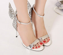 Carica l&#39;immagine nel visualizzatore di Gallery, New Women pumps Butterfly Wings single shoes for women sexy peep toe high heel sandals party wedding shoes woman sandals
