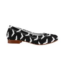 Lade das Bild in den Galerie-Viewer, Black &amp; White Bat Flats
