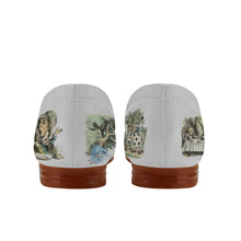 Załaduj obraz do przeglądarki galerii, White Vintage Alice in Wonderland Flats
